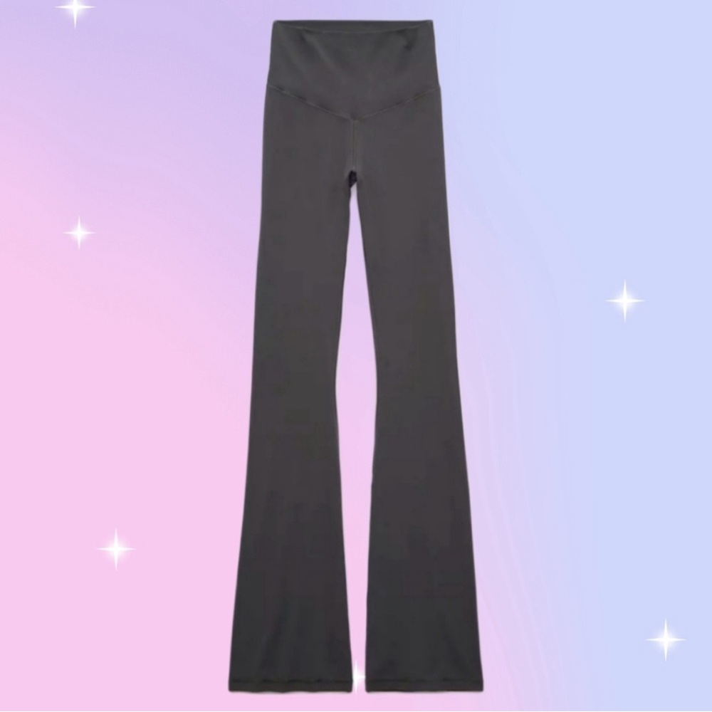 AERIE Offline Real Me Gray Flare Legging